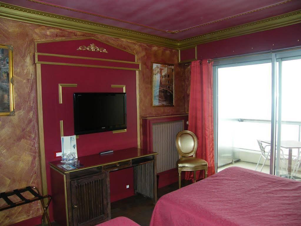 Hotel Le Christina La Baule 외부 사진