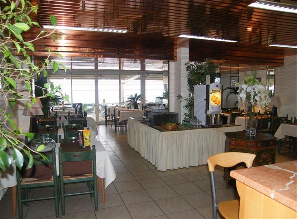 Hotel Le Christina La Baule 외부 사진